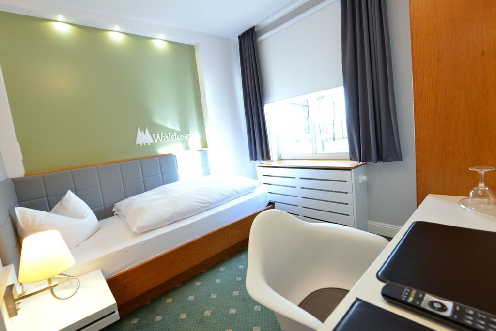 Hotel Restaurant Waldesruh Emstek Kültér fotó